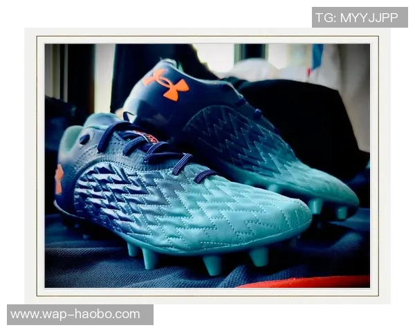 适合宽脚球员的足球鞋推荐与选购指南